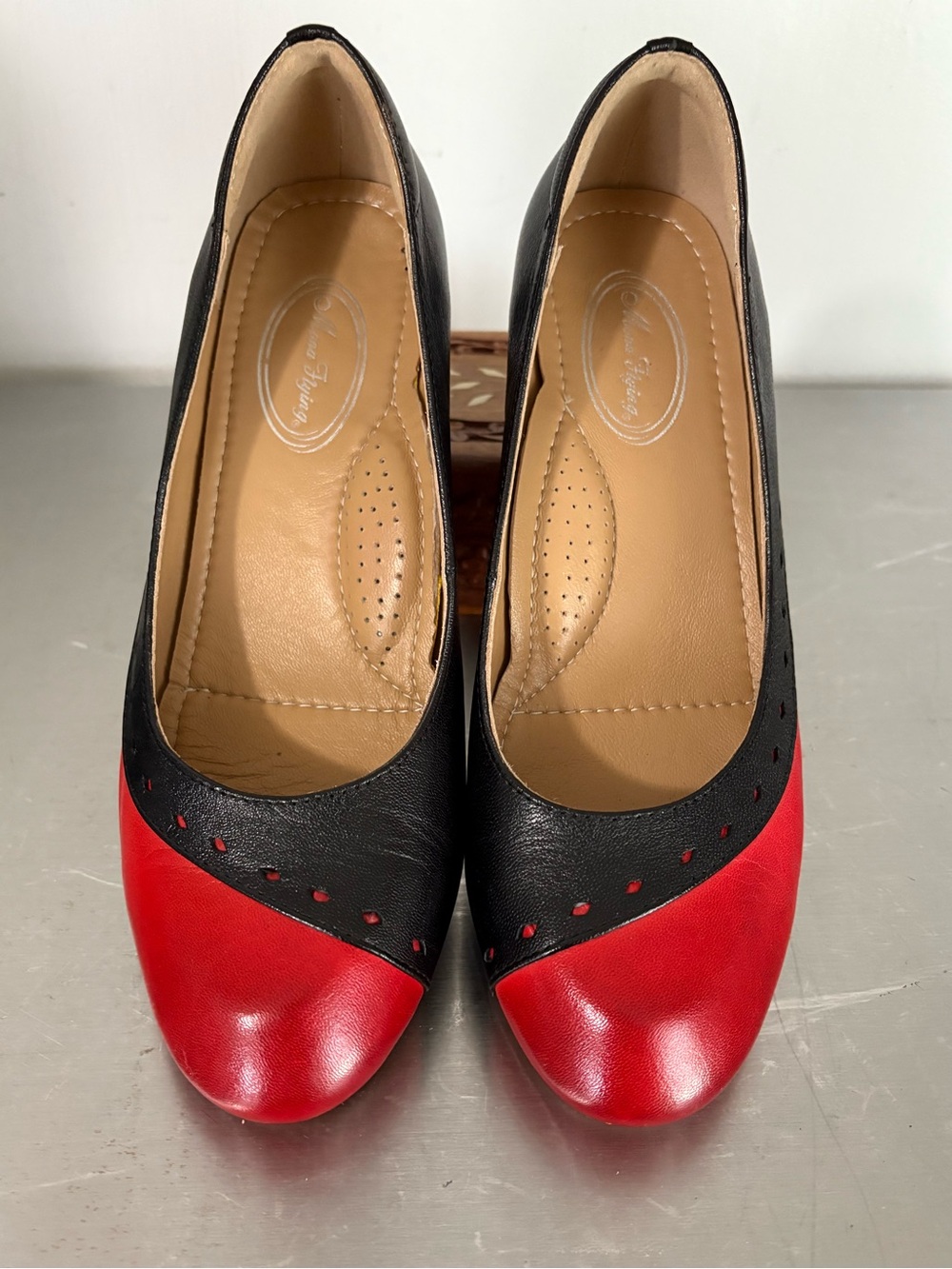 Mona Flying red and black leather flats round toe mini wedge